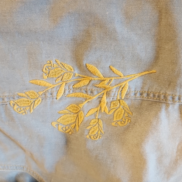 LuLaRoe denim jacket size medium - Picture 5 of 5